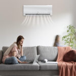 AUX SINGLE SPLIT AIR CONDITIONER - OUTDOOR AND INDOOR UNIT - COMPLETE PACKAGE - HEATING AND COOLING - WIFI - 12000BTU - 3,5KW - R32 - MATT WHITE - Image 12