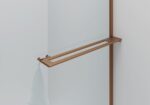 CURVY WALK-IN SHOWER WITH TOWEL RAIL - CURVED - ANTI-LIMESCALE TREATMENT - REVERSIBLE - 8MM SAFETY GLASS - 100X200CM - BRUSHED COPPER - CURVED - CLEAR GLASS - Image 2