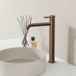 STRIA BASIN MIXER – HIGH RISE – COLD START – REFINED RIBBED HANDLE – WITHOUT WASTE – BROWN BRONZE (PVD) - Image 2